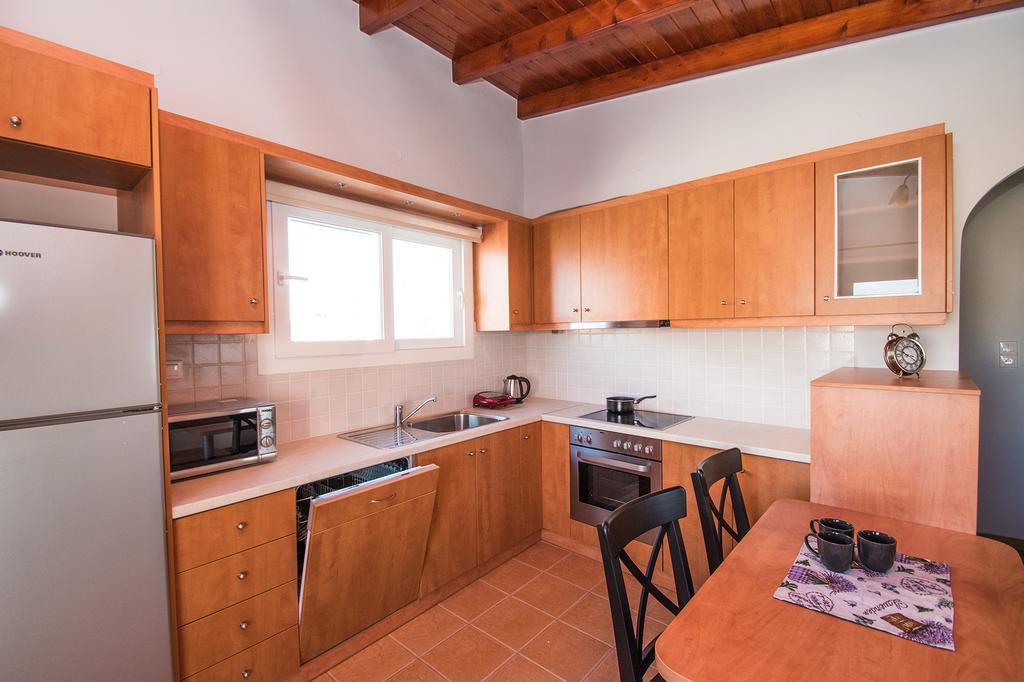 Mare Civitas Apartments Ханья Экстерьер фото